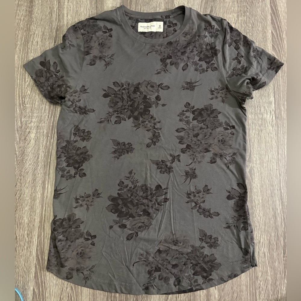 Abercrombie & Fitch floral print tee shirt